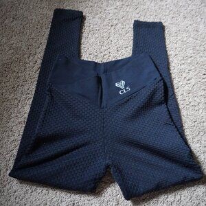CLS Black Textured Leggings - S